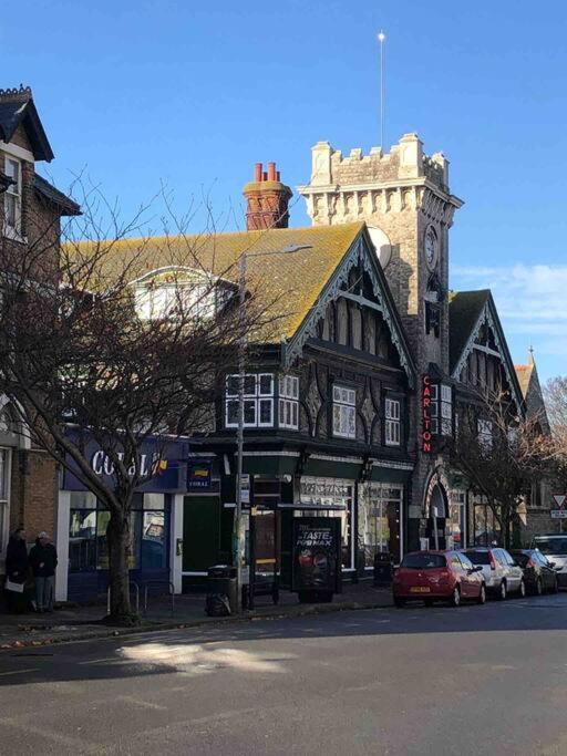 Trendy 3 Bedroom Home Close To Margate Beaches Bars Resturants 2 Night Min Stay Westgate-on-Sea Esterno foto