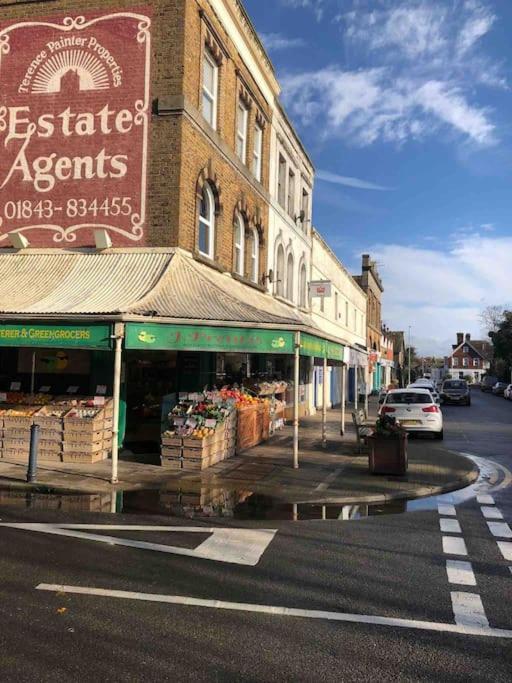 Trendy 3 Bedroom Home Close To Margate Beaches Bars Resturants 2 Night Min Stay Westgate-on-Sea Esterno foto